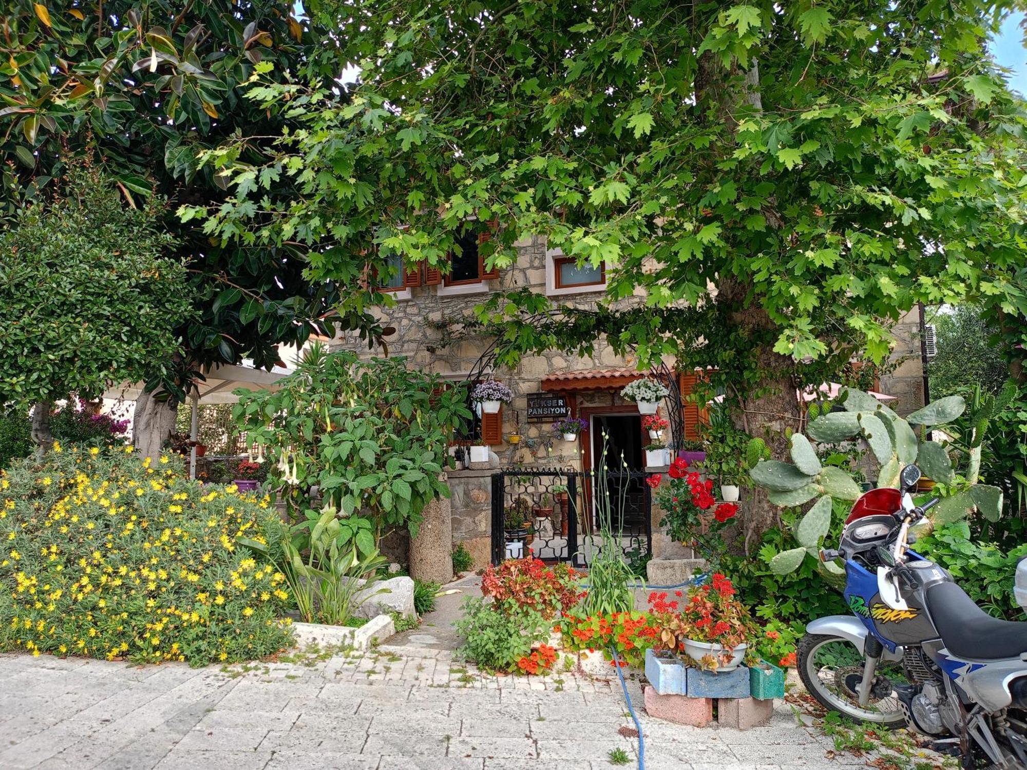 Yuekser Pansiyon Side Buitenkant foto